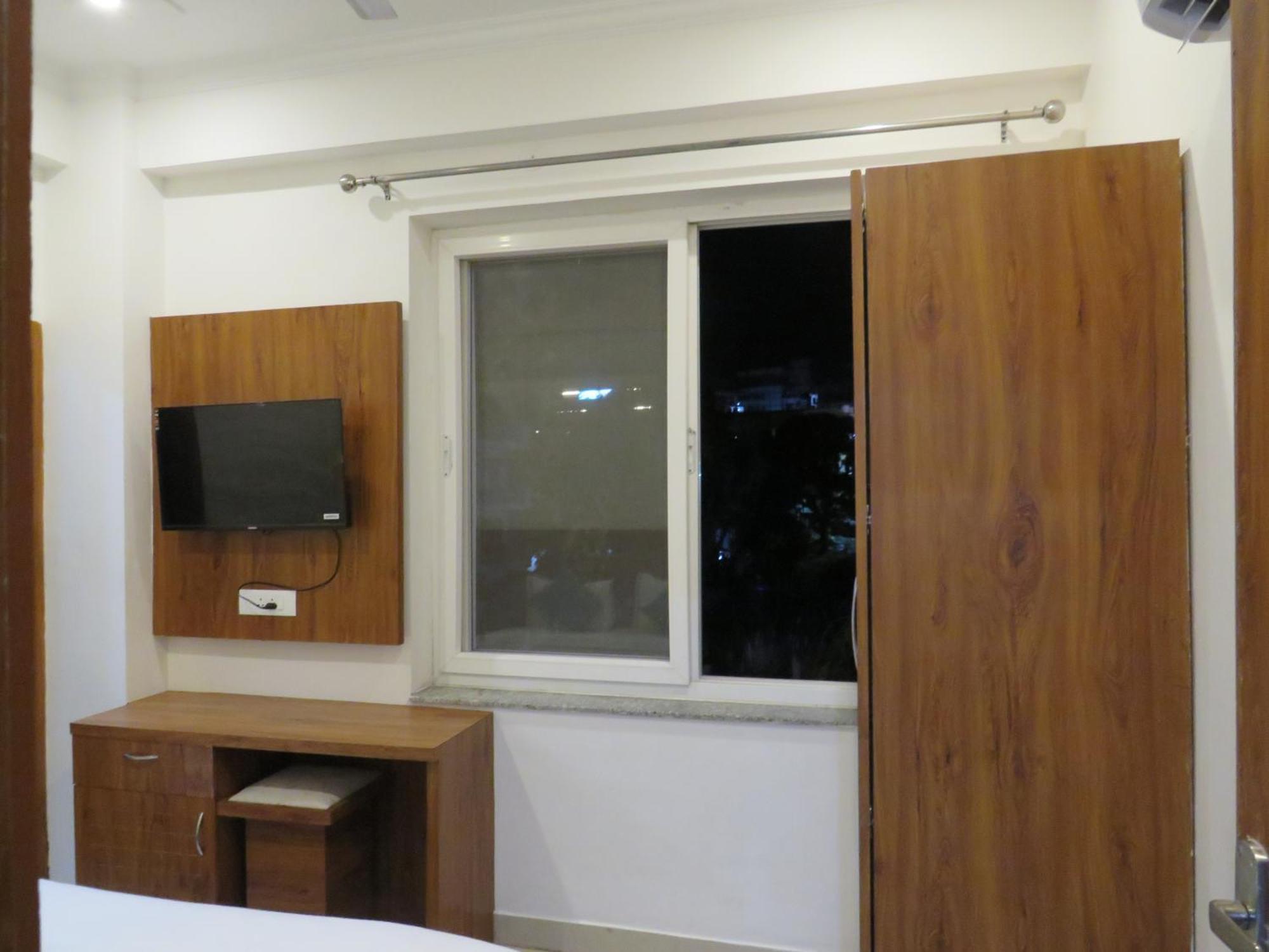 Hotel Namami Tapovan Rishīkesh Esterno foto