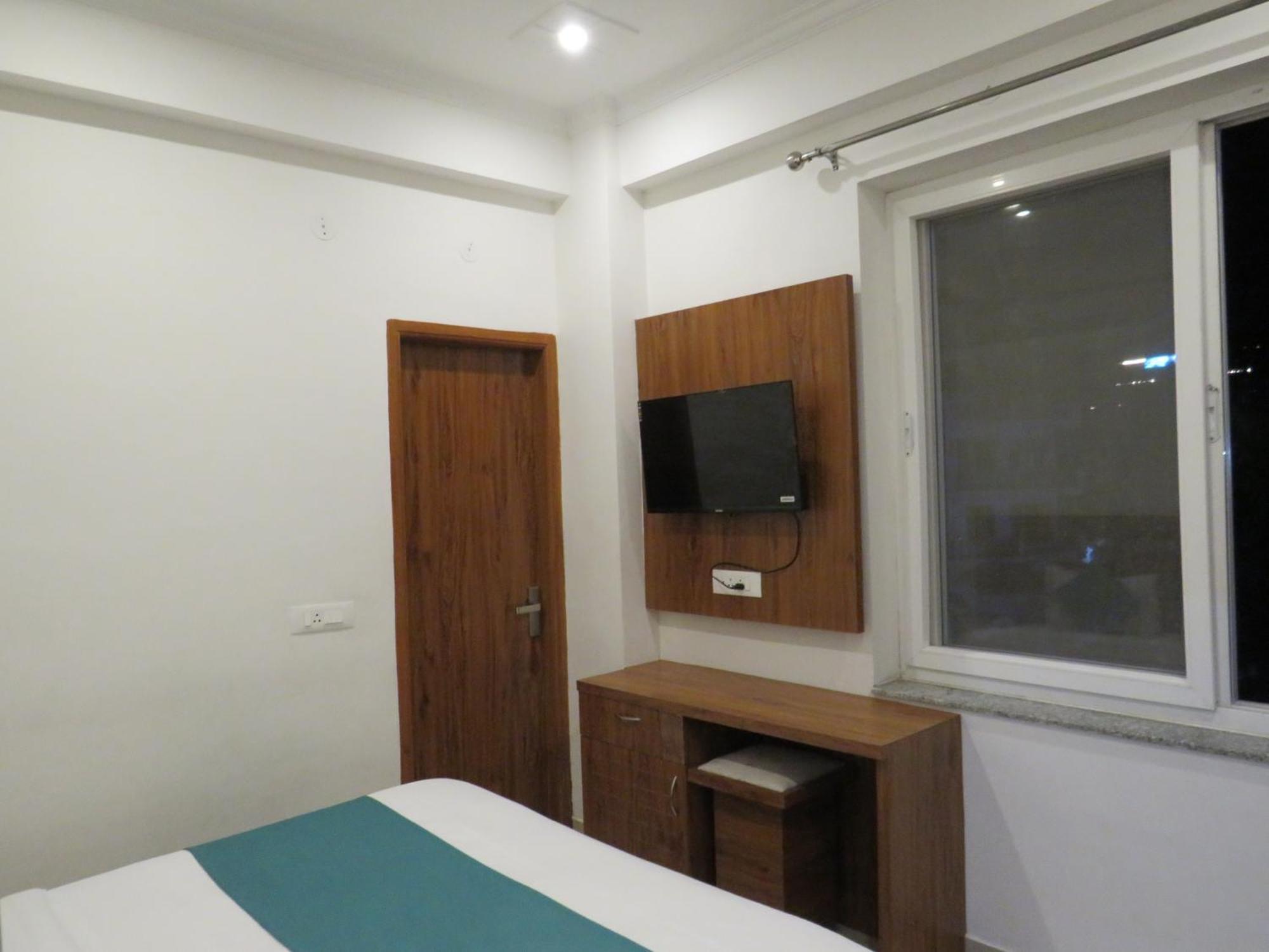 Hotel Namami Tapovan Rishīkesh Esterno foto