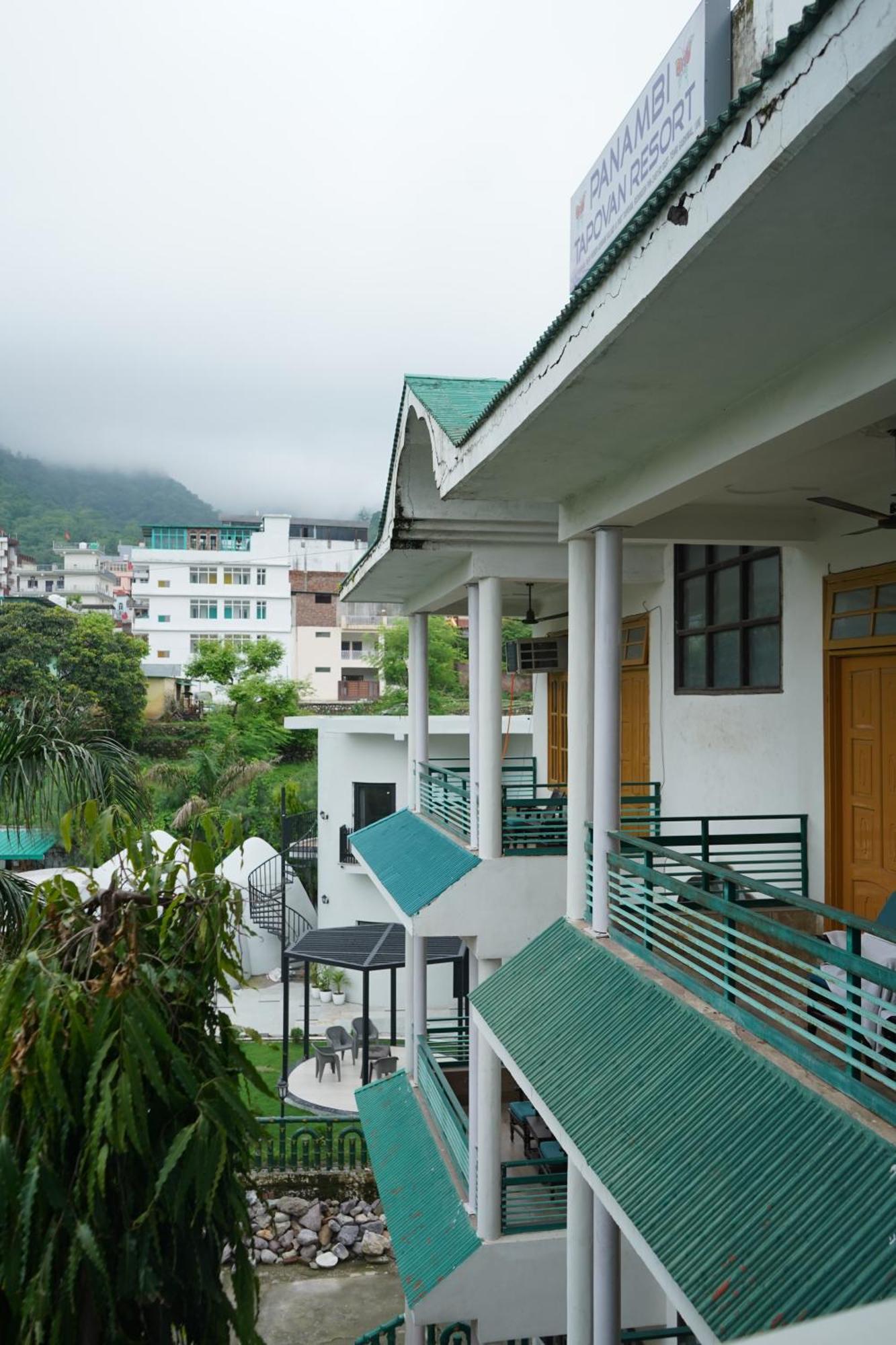 Hotel Namami Tapovan Rishīkesh Esterno foto