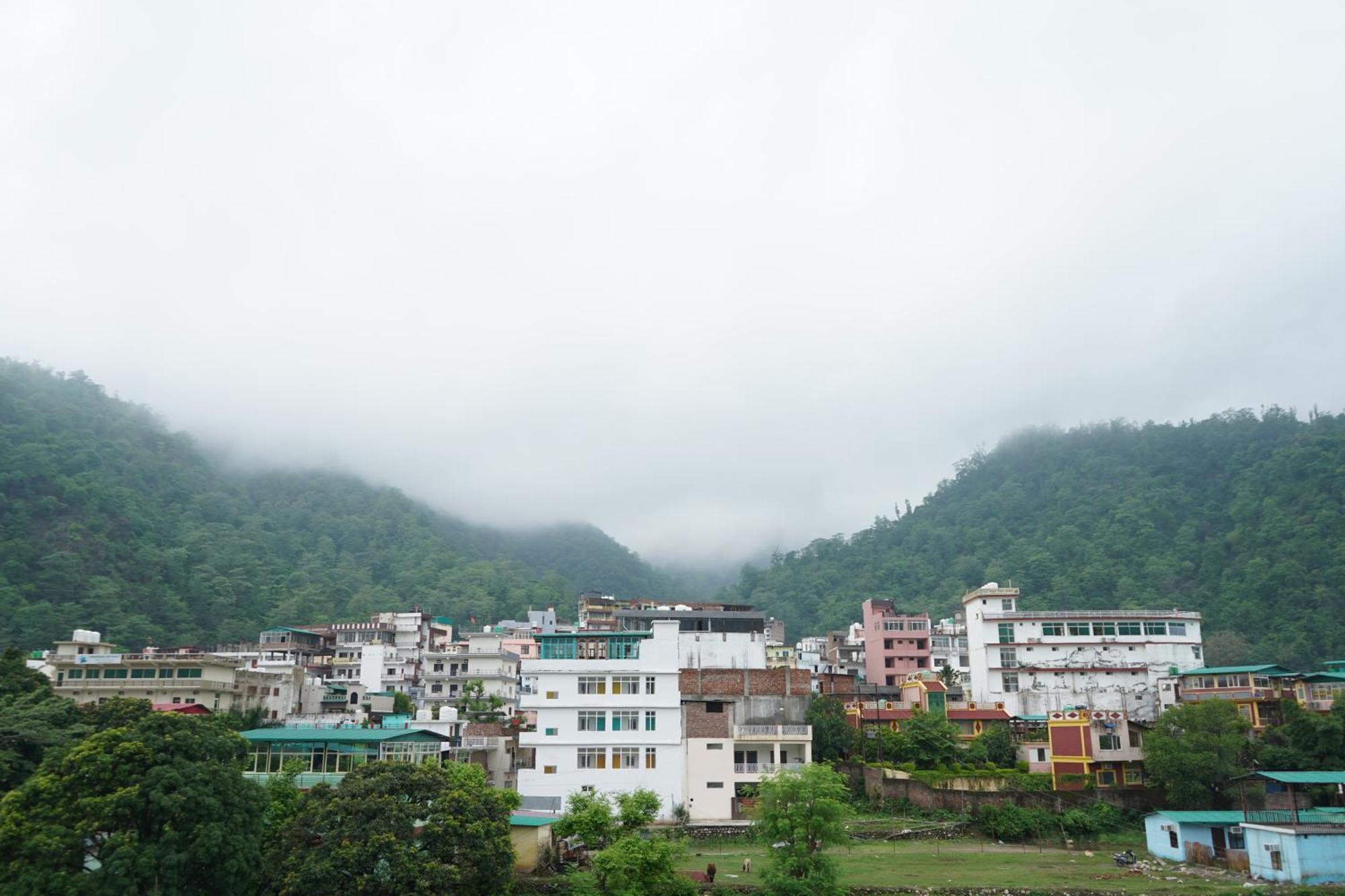 Hotel Namami Tapovan Rishīkesh Esterno foto