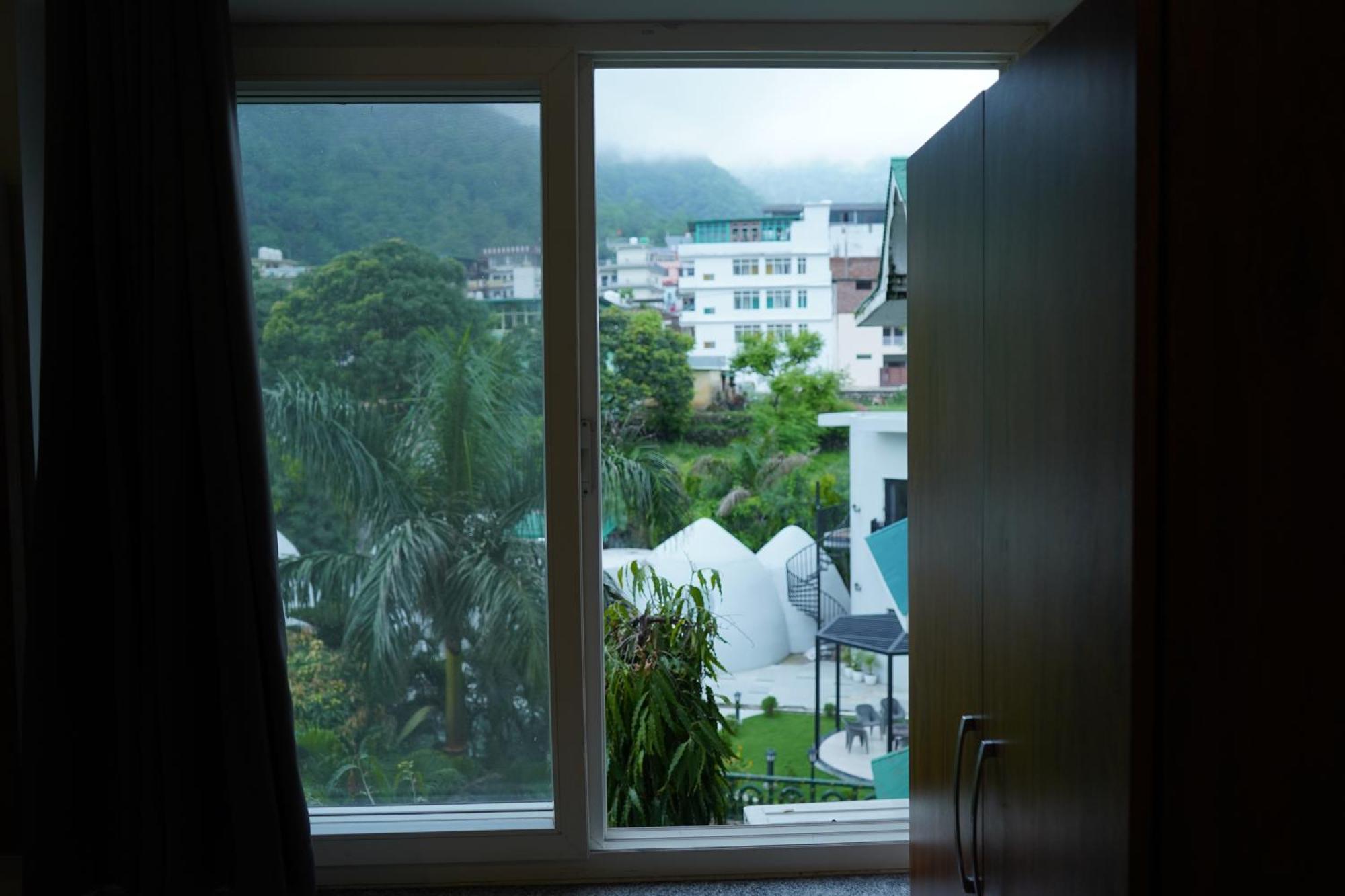Hotel Namami Tapovan Rishīkesh Esterno foto