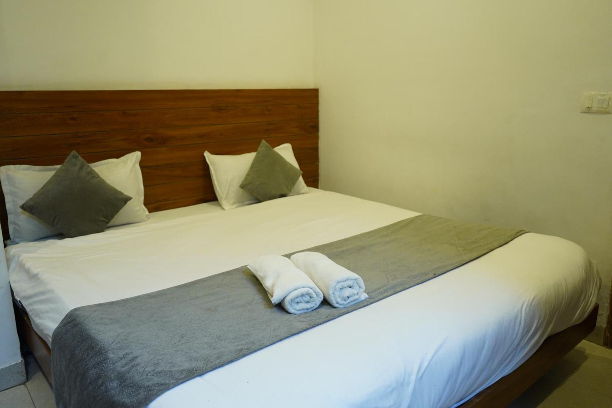 Hotel Namami Tapovan Rishīkesh Esterno foto