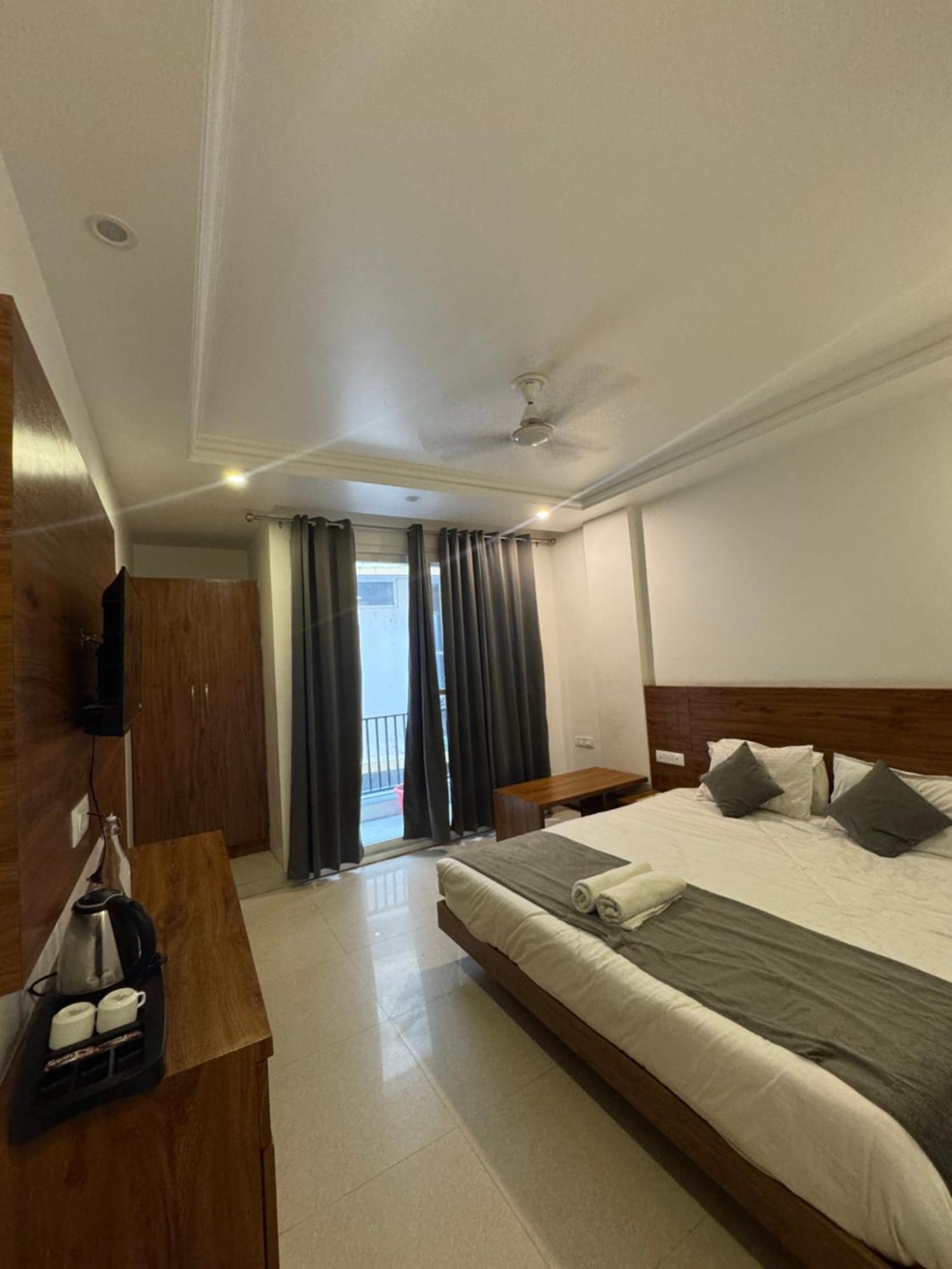 Hotel Namami Tapovan Rishīkesh Esterno foto